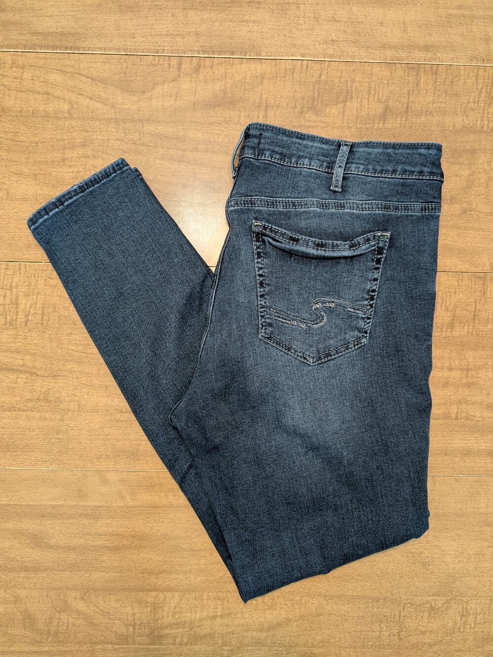 Silver Jeans 14 x 31